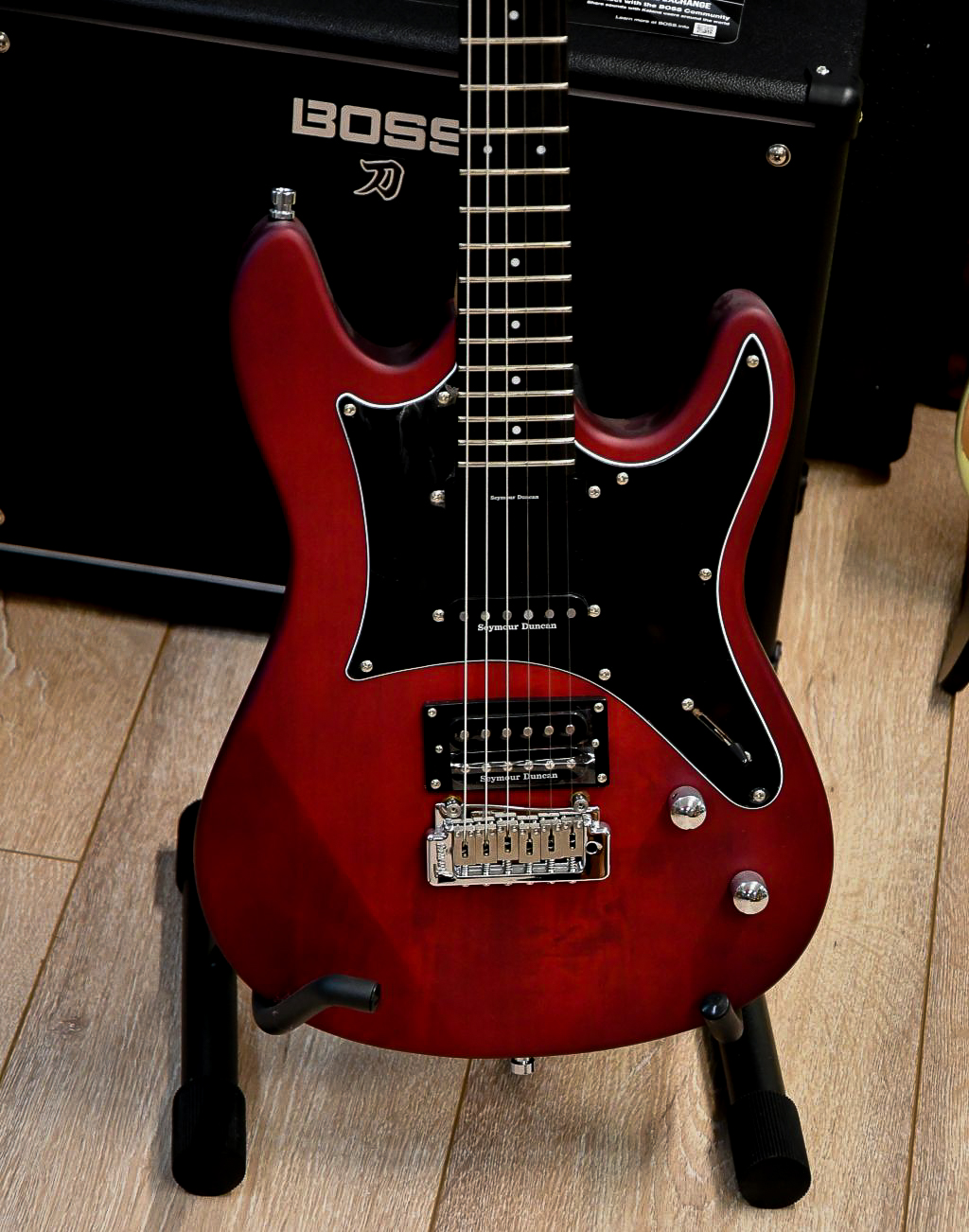 Framus E-Gitarre D-Series Diablo Pro - Burgundy Red Transparent Satin
